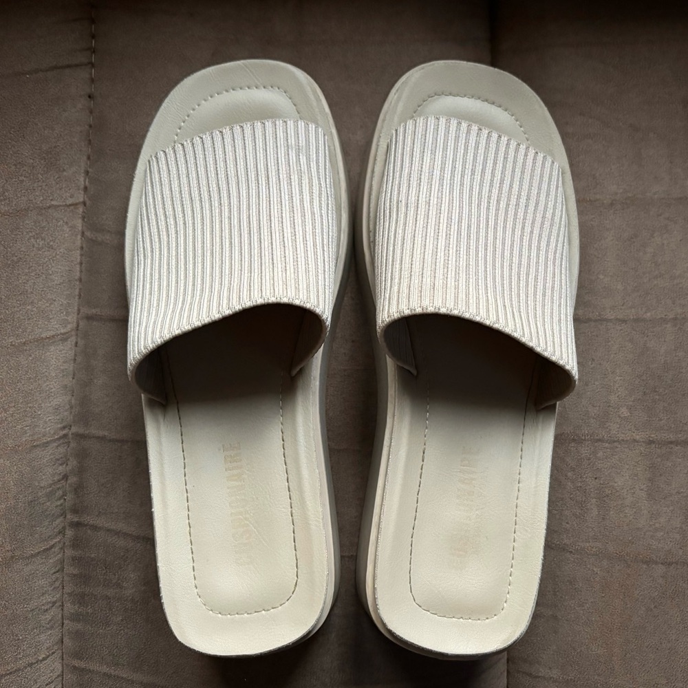Cushionaire Platform Sandals